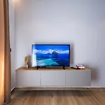 아파트 Blutique & Balconies 골렘