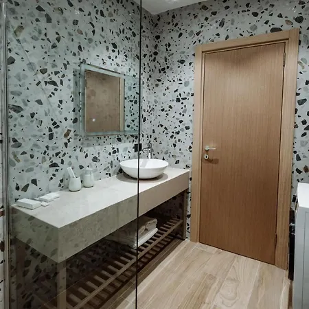 Blutique & Balconies 아파트 *