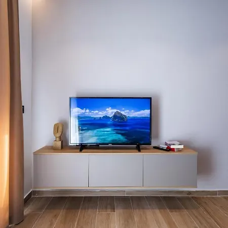 아파트 Blutique & Balconies 골렘