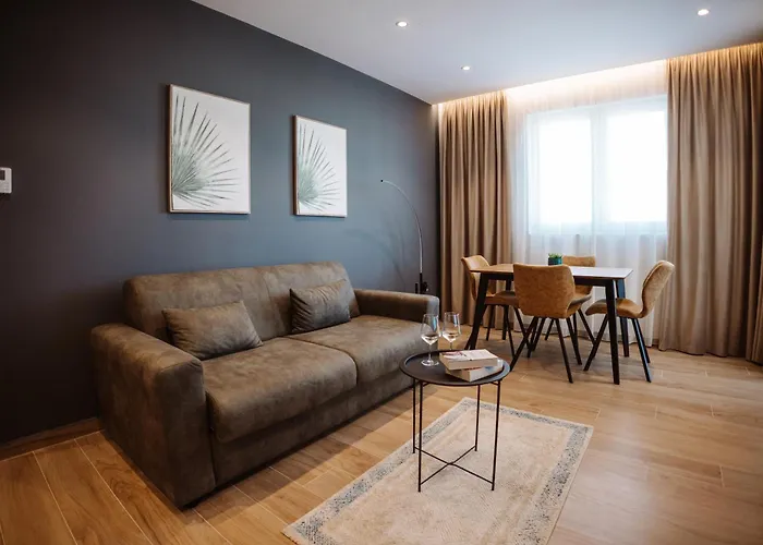 Blutique Apartments&balconies