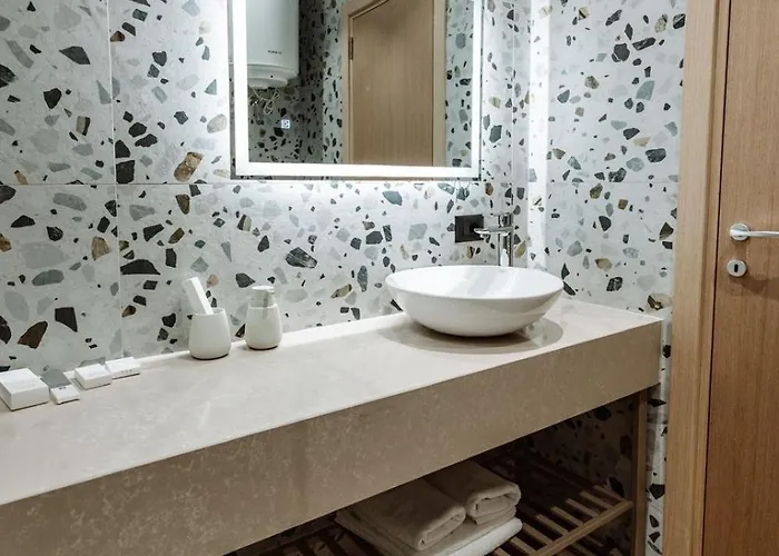 Blutique Apartments&balconies Golem (Tirana)